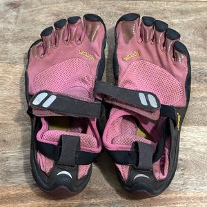 Vibram size 37